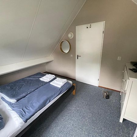 Freistehendes Ferienhaus Am See Naehe Roermond Heel Eksteriør billede
